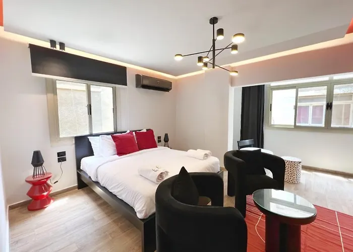 The 2 Bdr Scarlet Condo 5 Min To Cai Airport